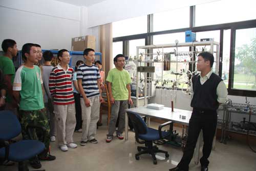 中科院开放日:当科学大咖“遇上”艺术家有什么不同观点？