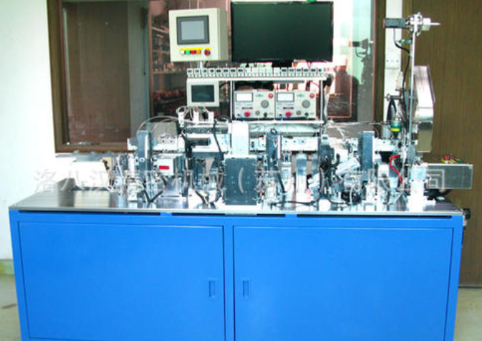 新疆首座太阳能光伏发电站在哈密 新疆首座太阳能光伏发电站在哈密