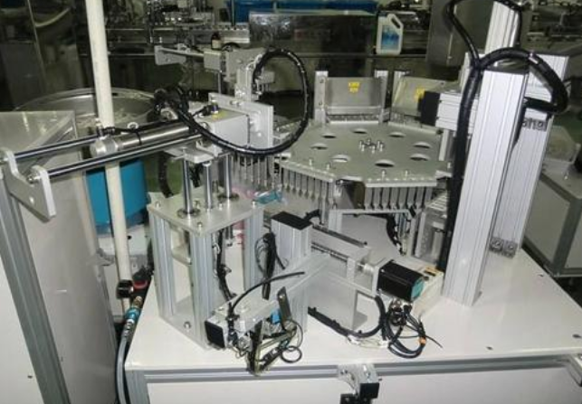 施耐德电气Q1季财务报表